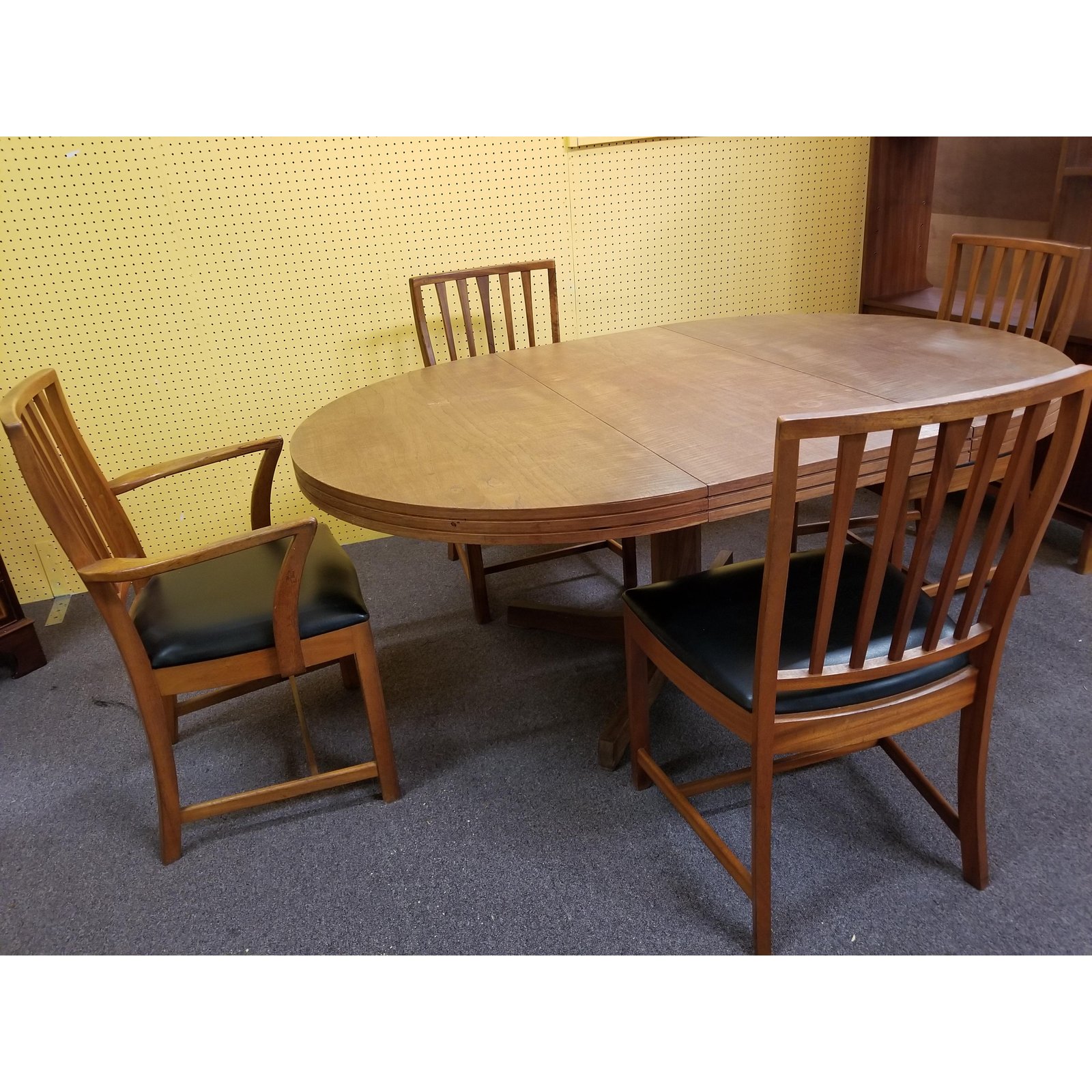 Mid Century Modern Style Dining Set - 5 Pieces - Princessantiques.net