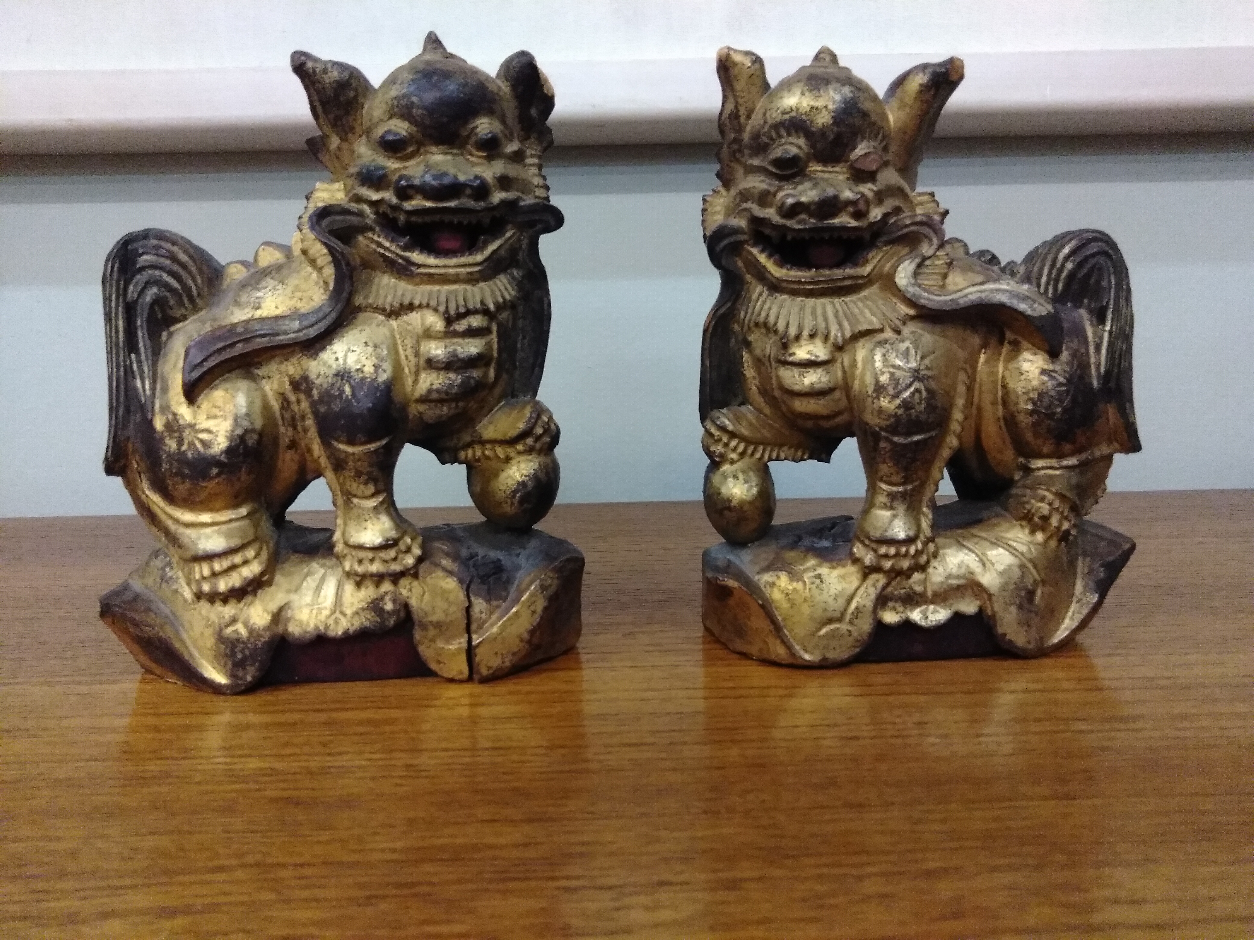 Foo Dogs - Shi Shi store Dogs - Asian Foo Dogs - Hand Carved