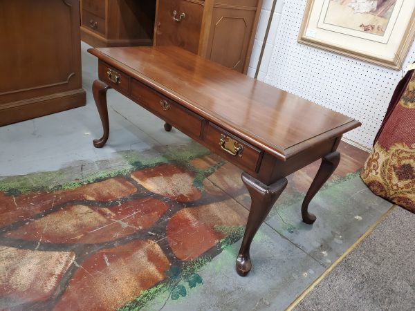 Pennsylvania House Queen Anne Coffee, Queen Anne Side Table With Drawers