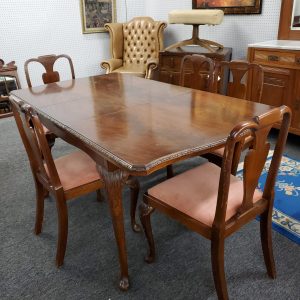 Vintage Queen Anne Style Dining Set