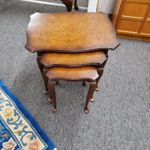 Vintage Queen Anne Nesting Tables