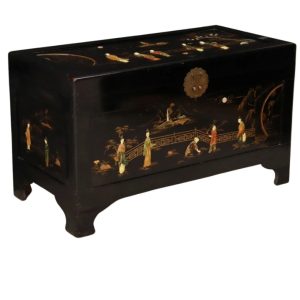 Chinese Lacquered Figural Chest / Trunk
