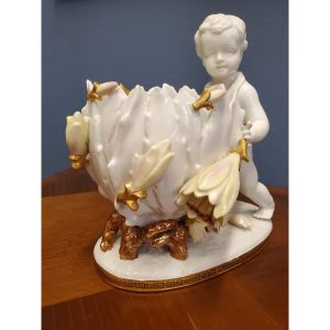 Sitzendorf Voigt Brothers Figural Bowl